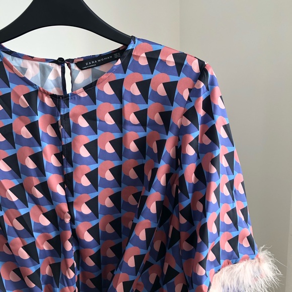 •NWOT• Zara Geo Print Feathered Blouse - Picture 6 of 6
